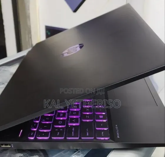 New Laptop HP Pavilion 15 16GB AMD Ryzen 7 SSD 512GB