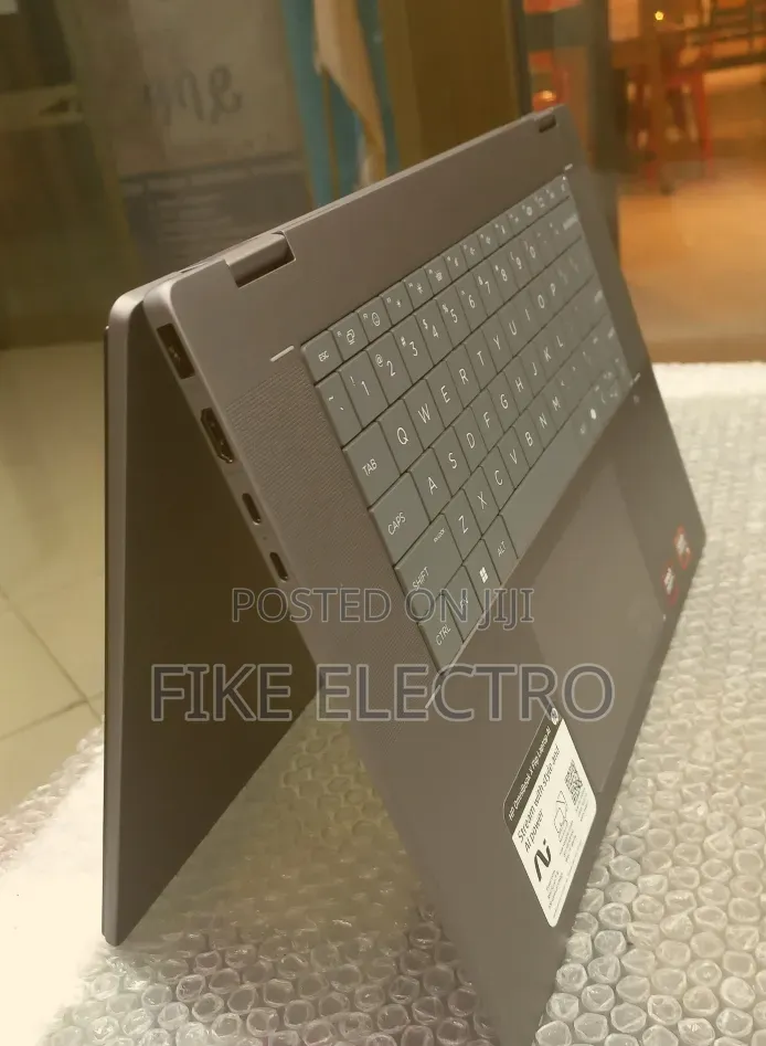 New Laptop HP OmniBook X Flip 16" 16GB AMD Ryzen 5 SSD 512GB