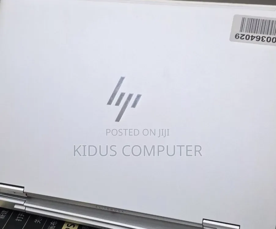 New Laptop HP EliteBook 830 G8 16GB Intel Core i5 SSD 512GB