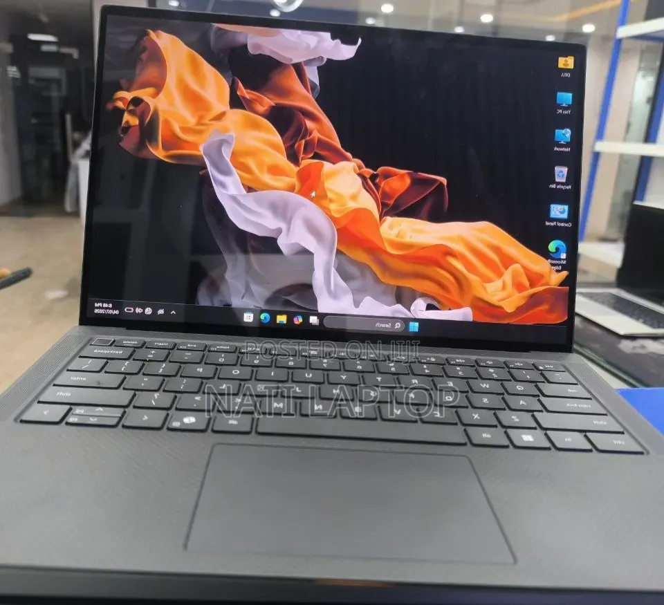 New Laptop Dell Precision 5490 32GB Intel Core i9 SSD 1T