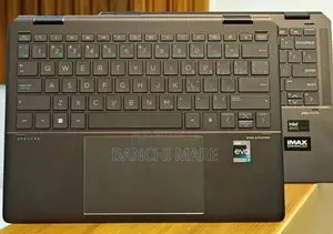 New Laptop HP Spectra 13 16GB Intel Core i7 SSD 1T