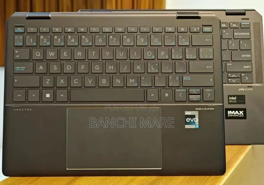 New Laptop HP Spectra 13 16GB Intel Core i7 SSD 1T