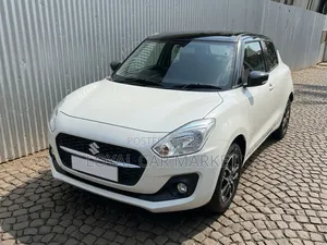 Suzuki Swift 2021 White