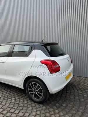 Suzuki Swift 2021 White