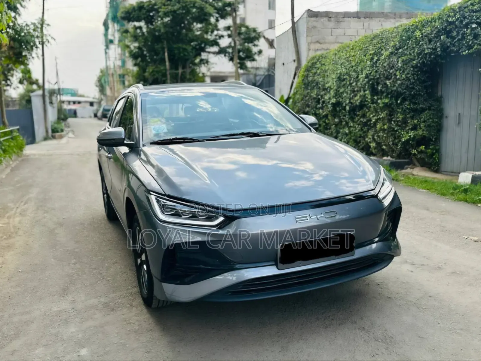 BYD E2 43 kWh 94 hp FWD 2025 Gray