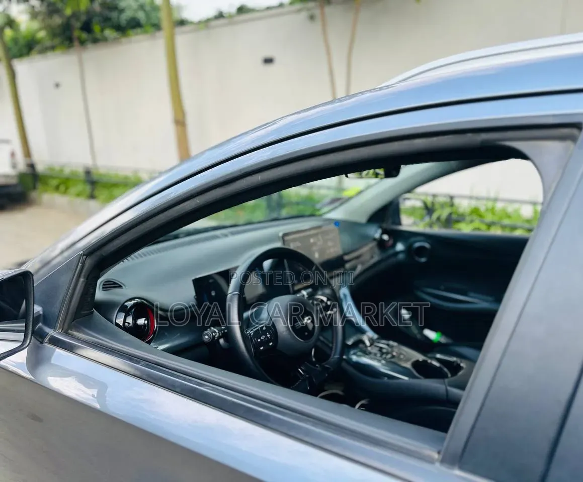 BYD E2 43 kWh 94 hp FWD 2025 Gray