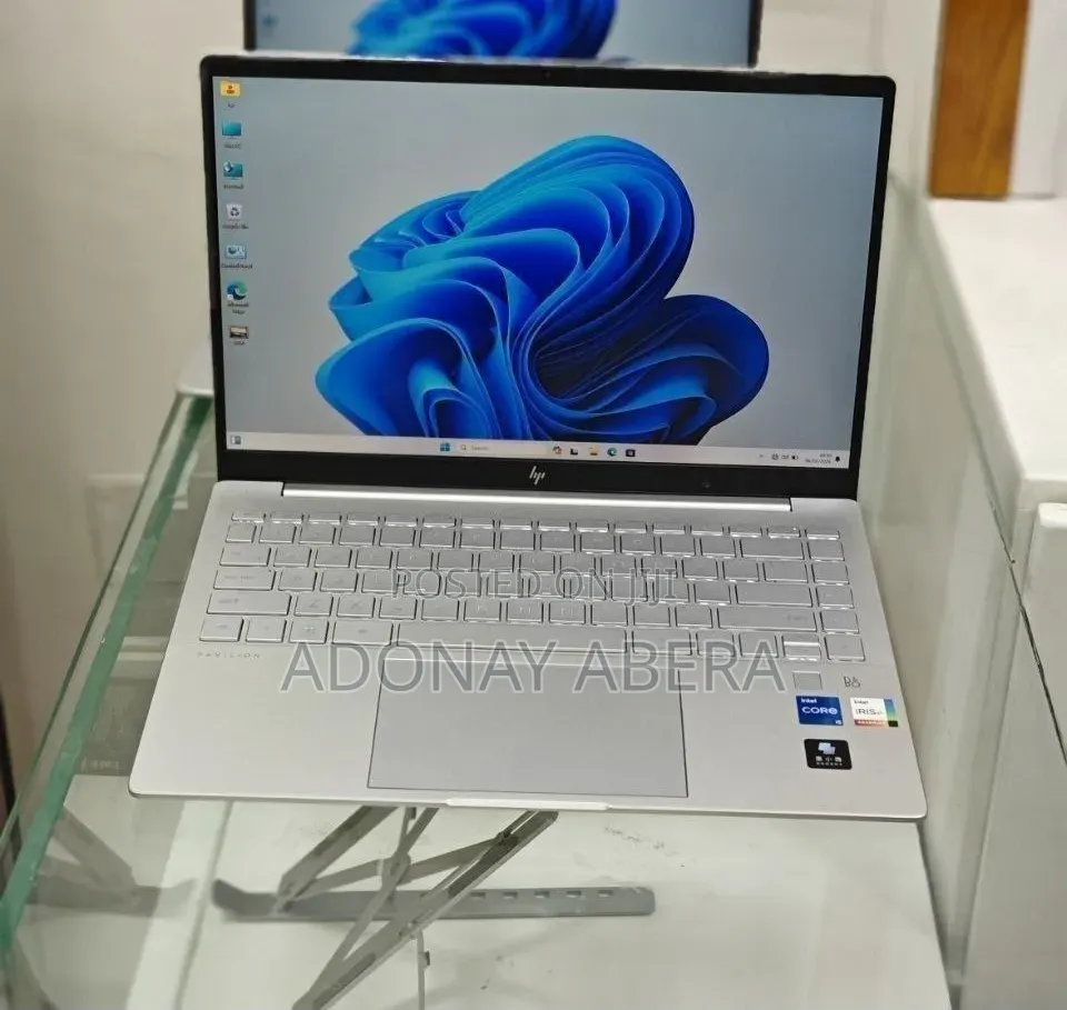New Laptop HP 16GB Intel Core i5 SSD 1T