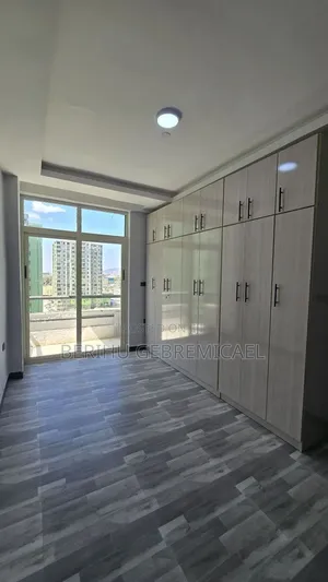 2bdrm Condo in አያት, Bole for rent