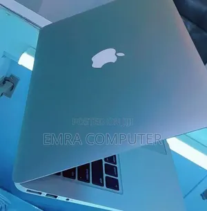 New Laptop Apple MacBook 2014 4GB Intel Core i5 SSD 256GB