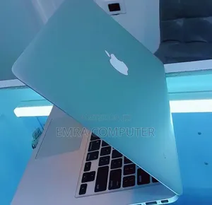 New Laptop Apple MacBook 2014 4GB Intel Core i5 SSD 256GB