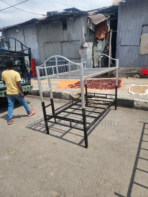 ተደራራቢ አልጋ (Double Bed)