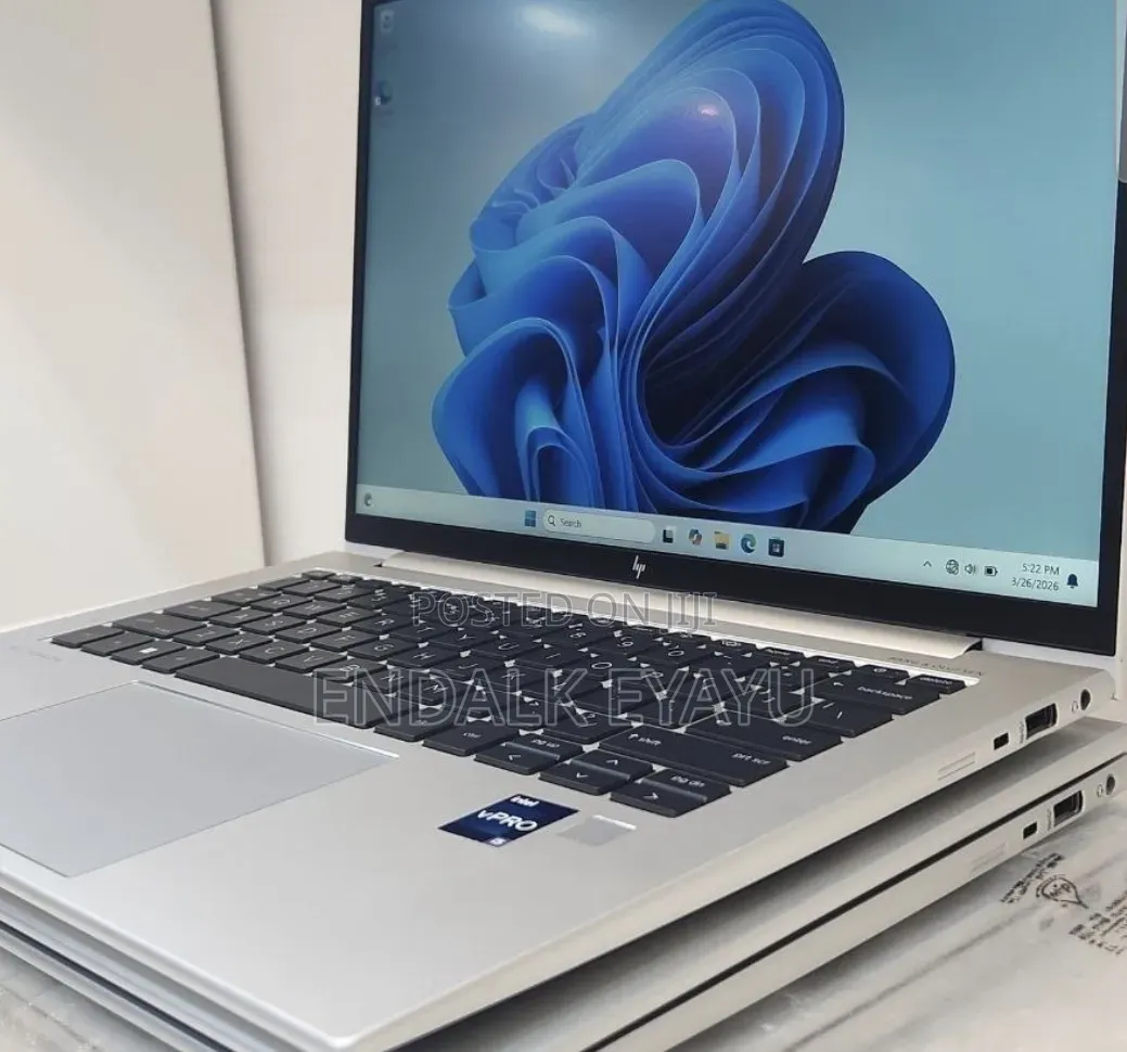 New Laptop HP EliteBook 840 G9 16GB Intel Core i5 SSD 512GB