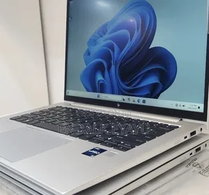 New Laptop HP EliteBook 840 G9 16GB Intel Core i5 SSD 512GB