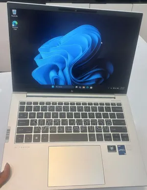 New Laptop HP EliteBook 840 G9 16GB Intel Core i5 SSD 512GB