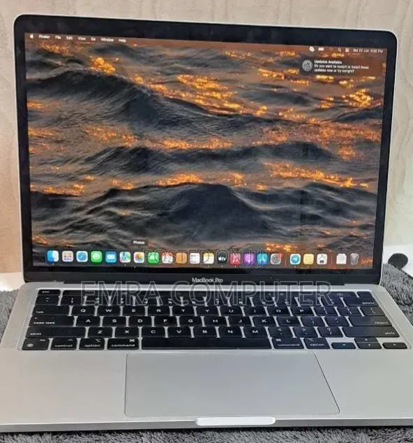 New Laptop Apple MacBook Pro 2020 16GB Apple M1 Pro SSD 512GB