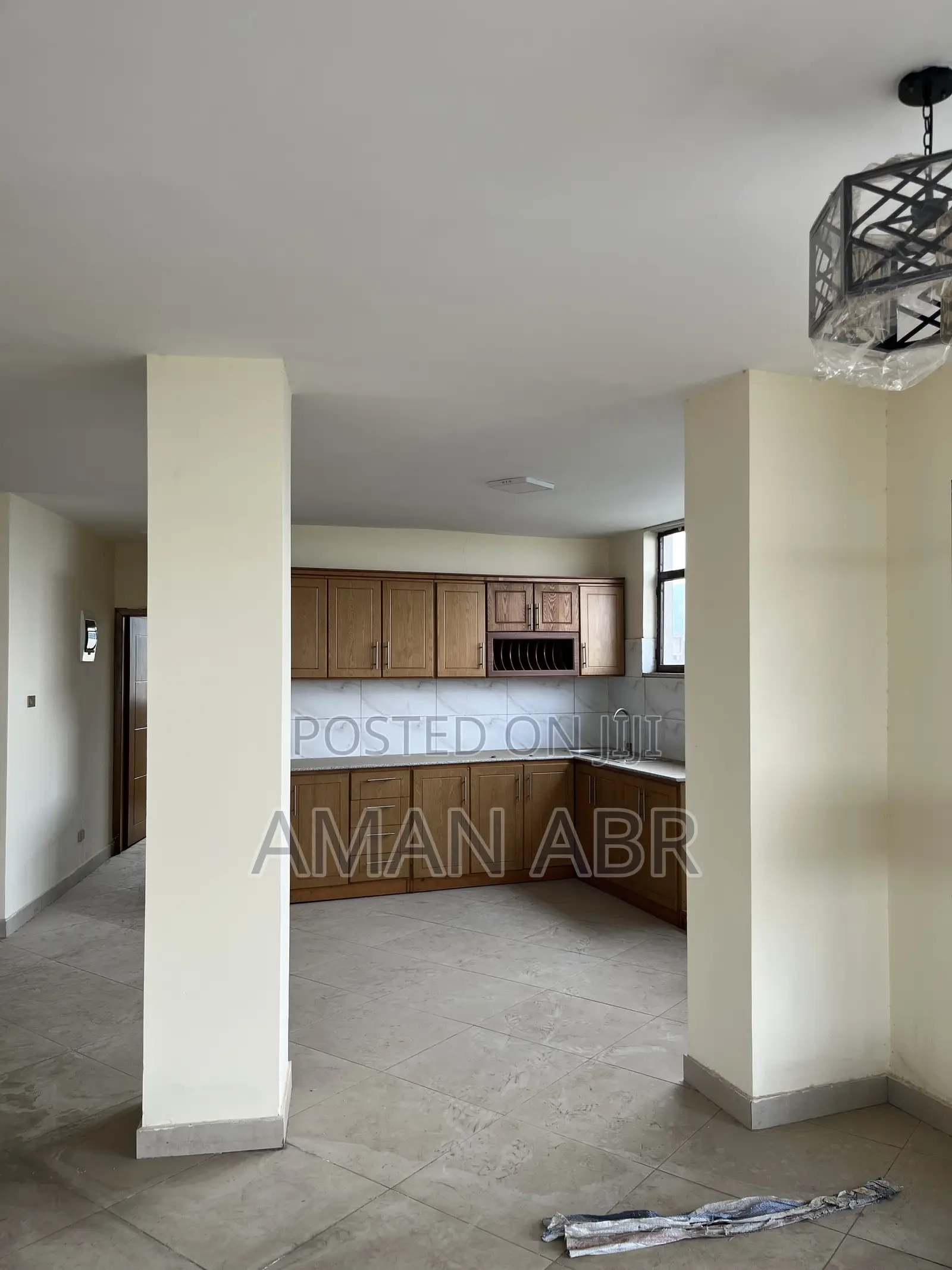 3bdrm Apartment in Yeka for rent