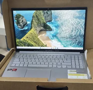 New Laptop HP Stream Notebook 16GB Intel Core i7 SSD 500GB