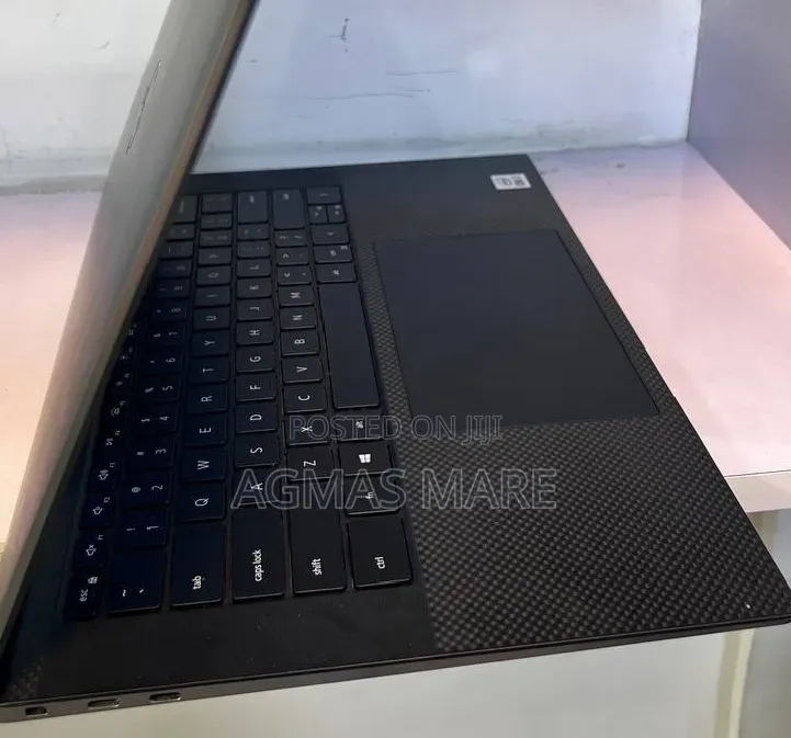 New Laptop Dell Precision 5550 16GB Intel Core i7 SSD 512GB