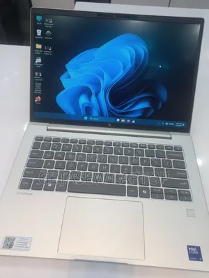 New Laptop HP EliteBook 840 G11 16GB Intel SSD 512GB