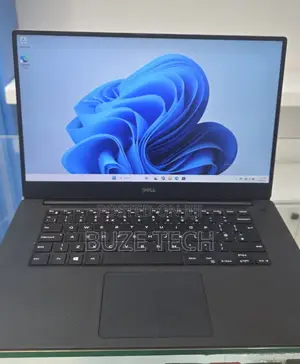New Laptop Dell 16GB Intel Core i7 SSD 512GB