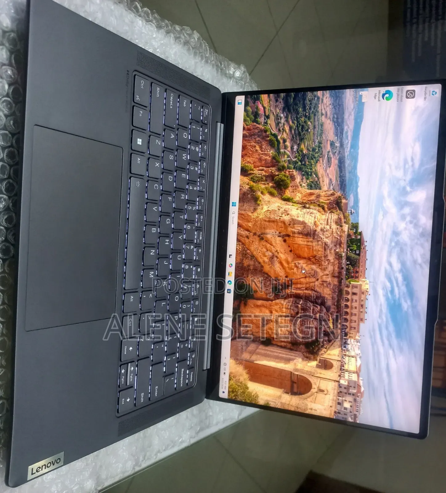 New Laptop Lenovo Yoga 730 32GB AMD Ryzen 7 SSD 1T