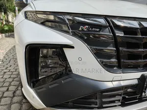 Hyundai Tucson 2021 White