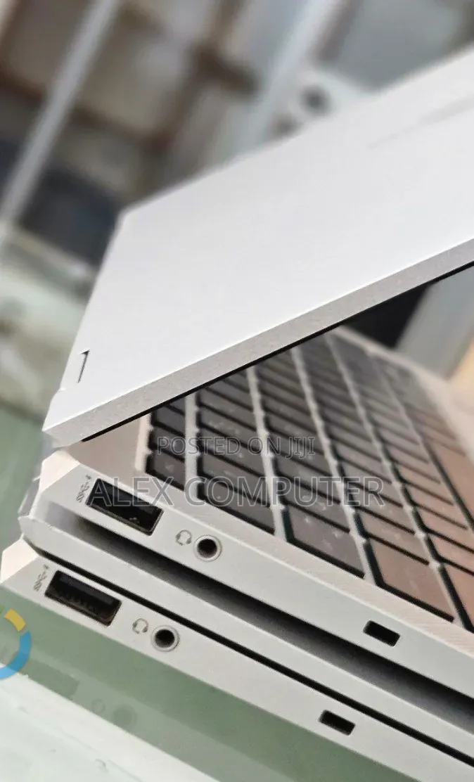 New Laptop HP EliteBook 1040 G8 32GB Intel Core i7 SSD 512GB
