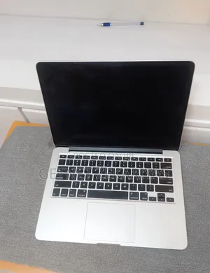 New Laptop Apple MacBook Pro 2013 8GB Intel Core i5 SSD 256GB