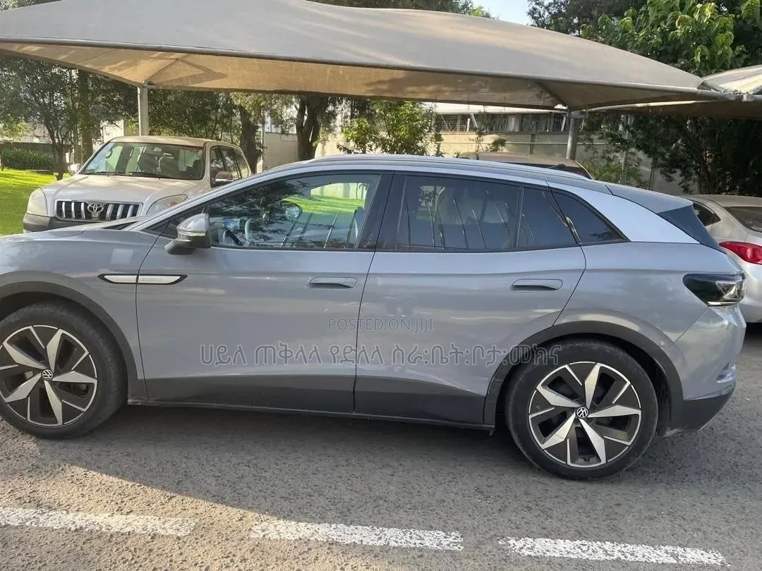 Volkswagen ID.4 2022 Gray