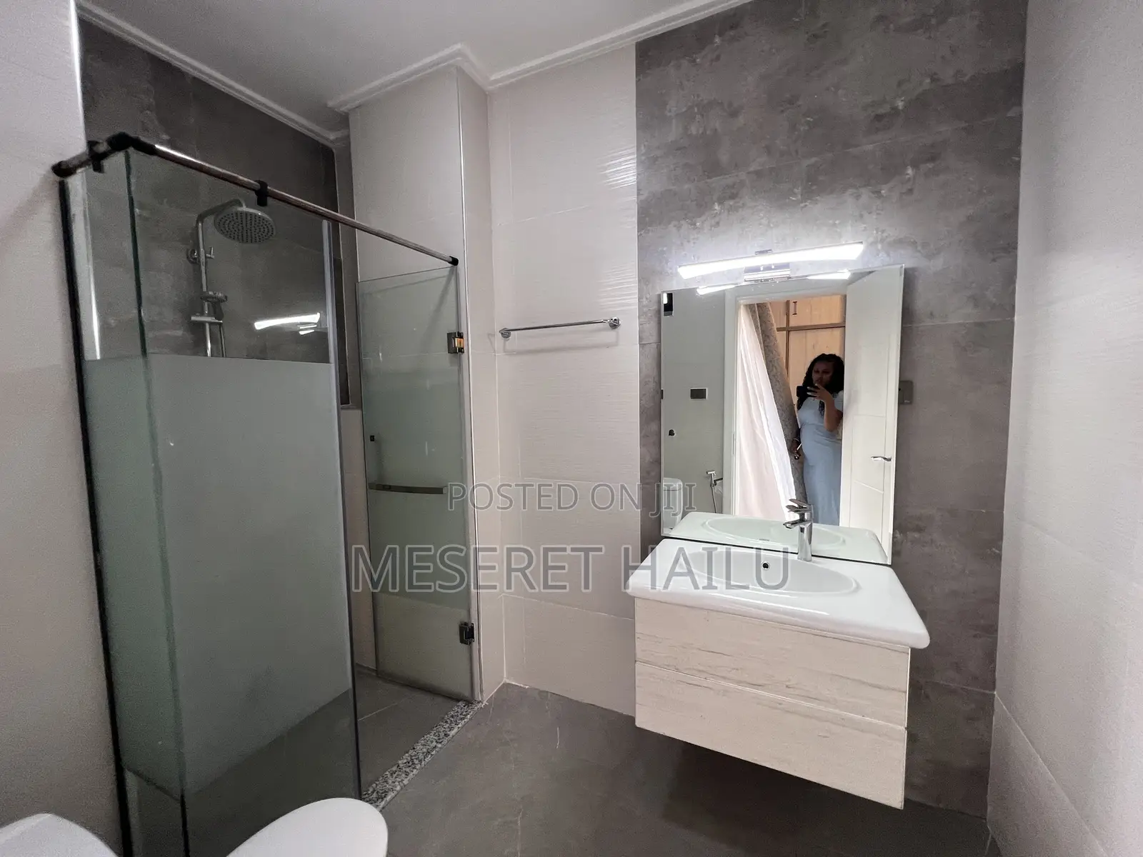 Furnished 3bdrm Apartment in Bola, Bole for rent