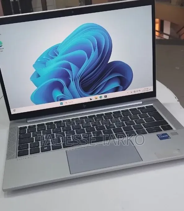 New Laptop HP EliteBook 830 G8 16GB Intel Core i5 SSD 512GB