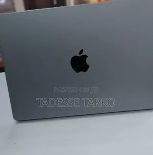 New Laptop Apple MacBook Pro 2021 M1 32GB Apple M1 Pro SSD 512GB