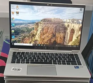 New Laptop HP EliteBook 840 G8 16GB Intel Core i7 SSD 512GB