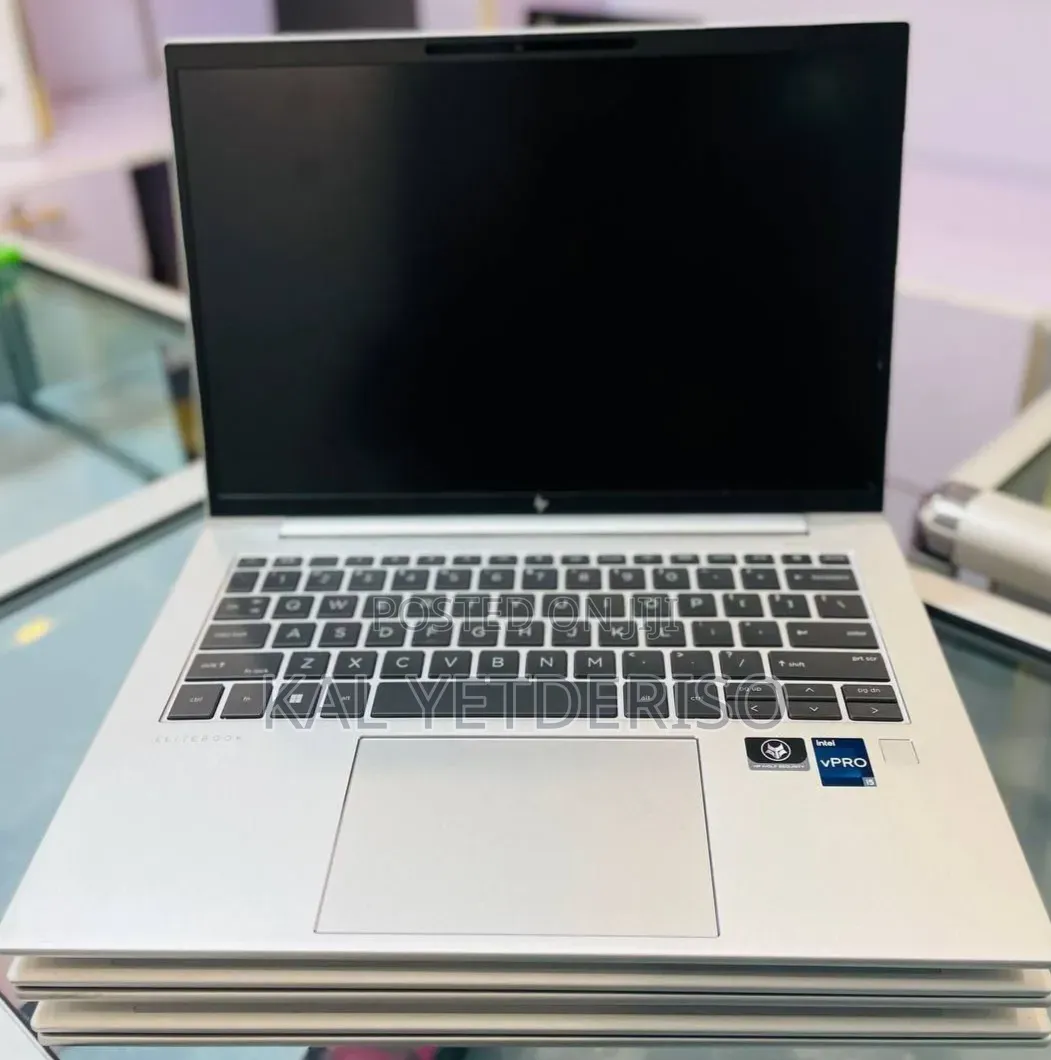 New Laptop HP EliteBook 840 G9 16GB Intel Core i5 SSD 512GB