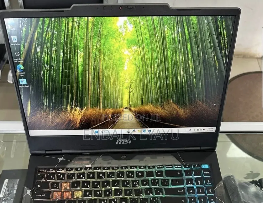 New Laptop MSI Cyborg 15 16GB Intel Core 7 SSD 512GB