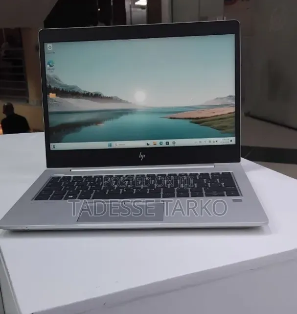 New Laptop HP EliteBook 830 G5 8GB Intel Core i5 SSD 512GB