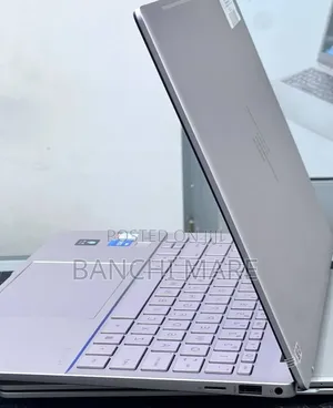 New Laptop HP Pavilion 14 16GB Intel Core i7 SSD 1T