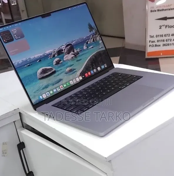 New Laptop Apple MacBook Pro 2021 M1 Max 32GB Apple M1 Pro SSD 1T