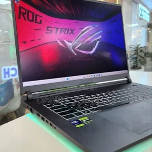New Laptop Asus ROG Strix G18 32GB Intel Core Ultra 9 SSD 2T