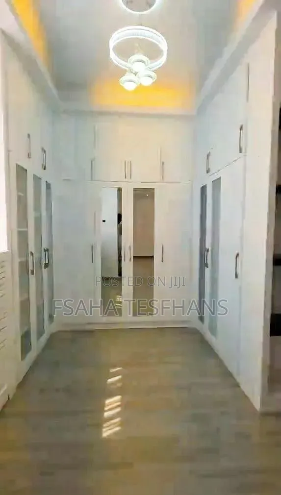 6bdrm House in G+2, Bole for rent