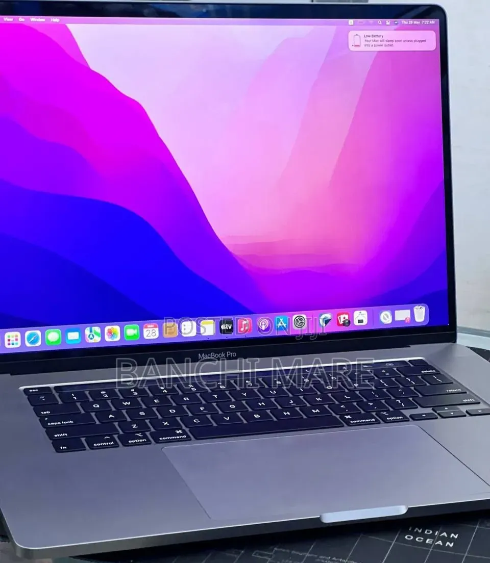 New Laptop Apple MacBook Pro 2019 32GB Intel Core i9 SSD 512GB