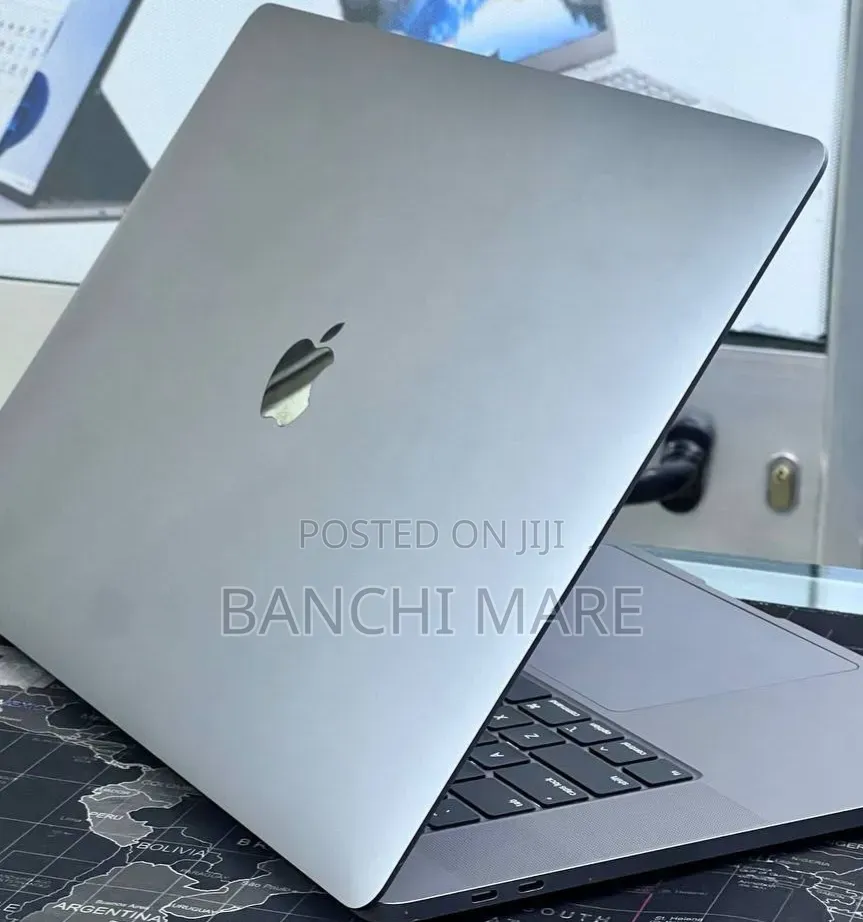 New Laptop Apple MacBook Pro 2019 32GB Intel Core i9 SSD 512GB