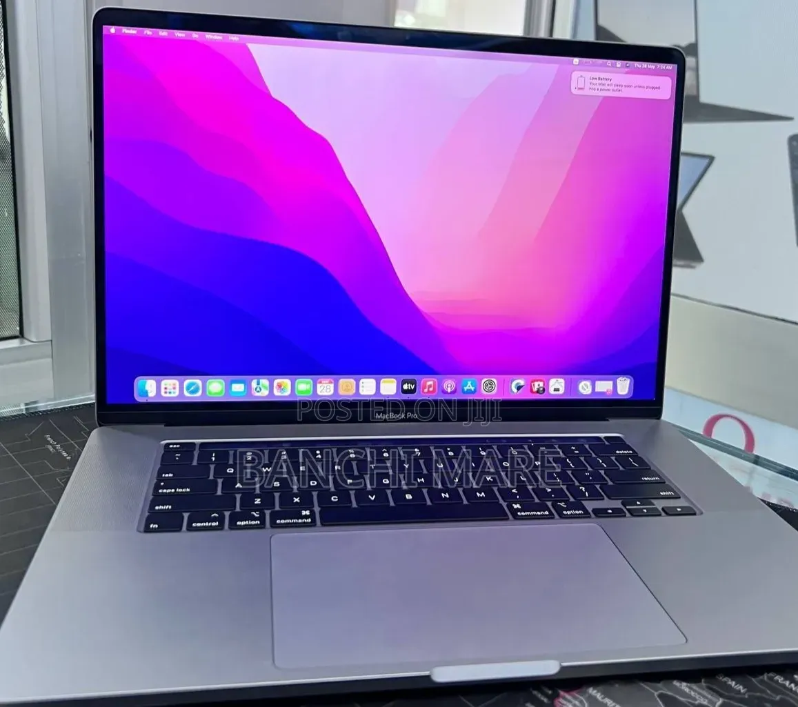 New Laptop Apple MacBook Pro 2019 32GB Intel Core i9 SSD 512GB