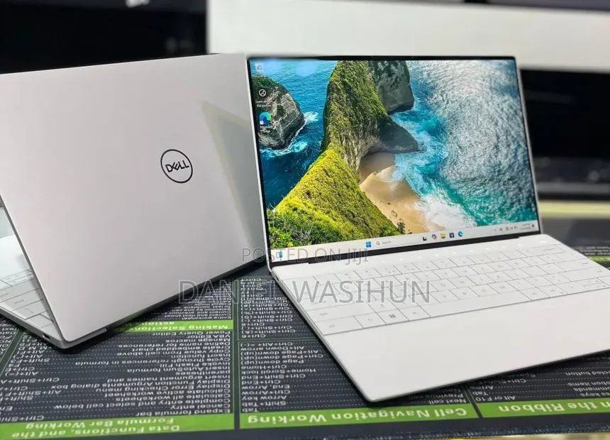 New Laptop Dell XPS 13 32GB Intel Core i7 SSD 512GB