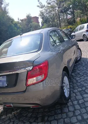 Suzuki Dzire 2021 Silver