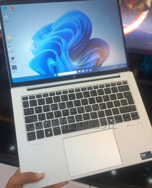 New Laptop HP EliteBook 840 G11 16GB Intel Core Ultra 7 SSD 512GB