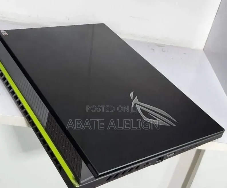 New Laptop Asus ROG Strix G16 G614 16GB Intel Core i9 SSD 1T