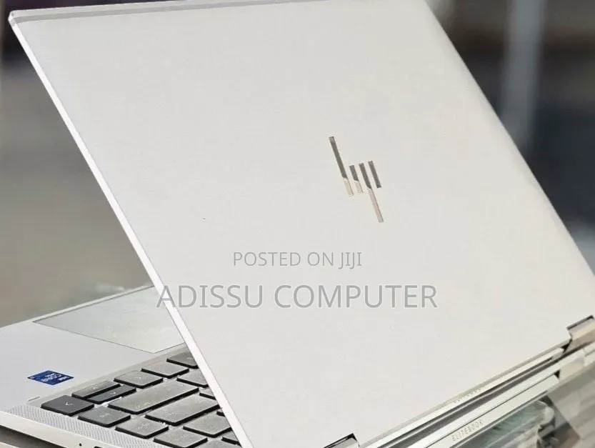 New Laptop HP EliteBook 1040 G8 16GB Intel Core i7 SSD 512GB