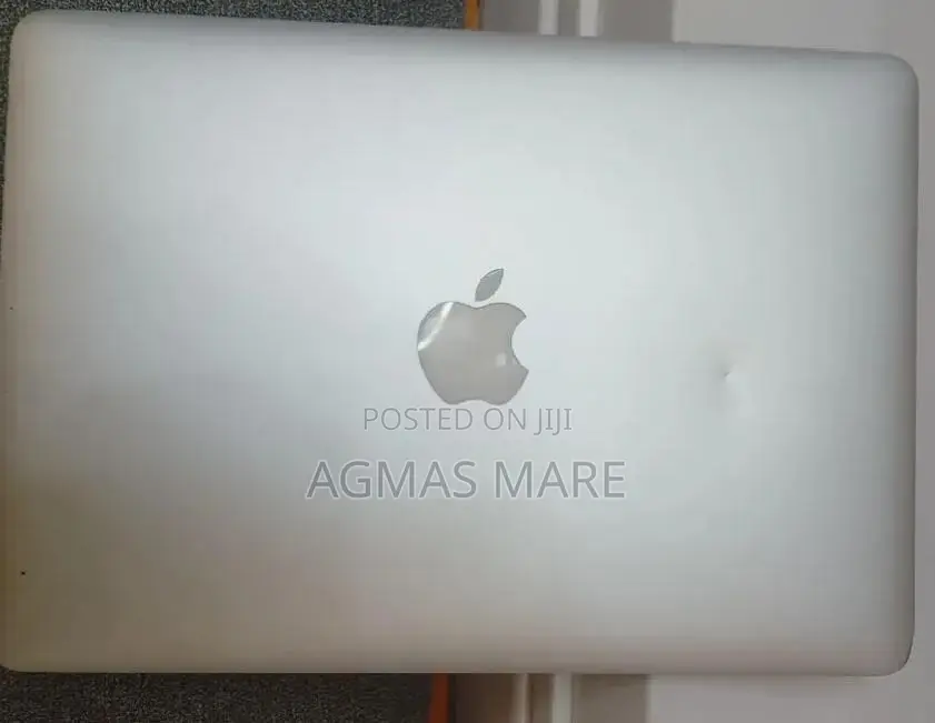 New Laptop Apple MacBook Pro 2013 8GB Intel Core i5 SSD 256GB
