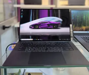 New Laptop Dell 16GB Intel Core i7 SSD 512GB